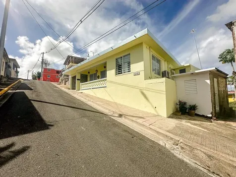 272 Buena Vista Vieques PR 00765