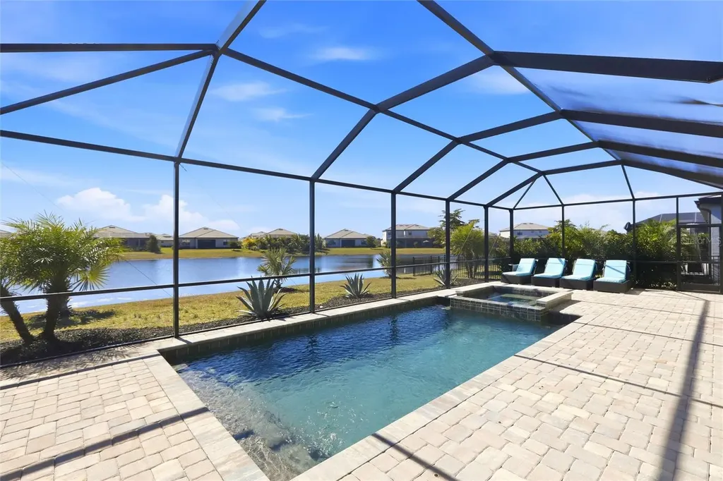 15532 White Linen Drive Bradenton FL 34211