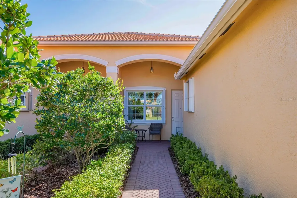 15814 Aurora Lake Circle Wimauma FL 33598