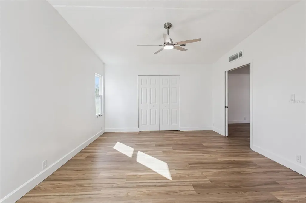 459 Peace Road Tavares FL 32778