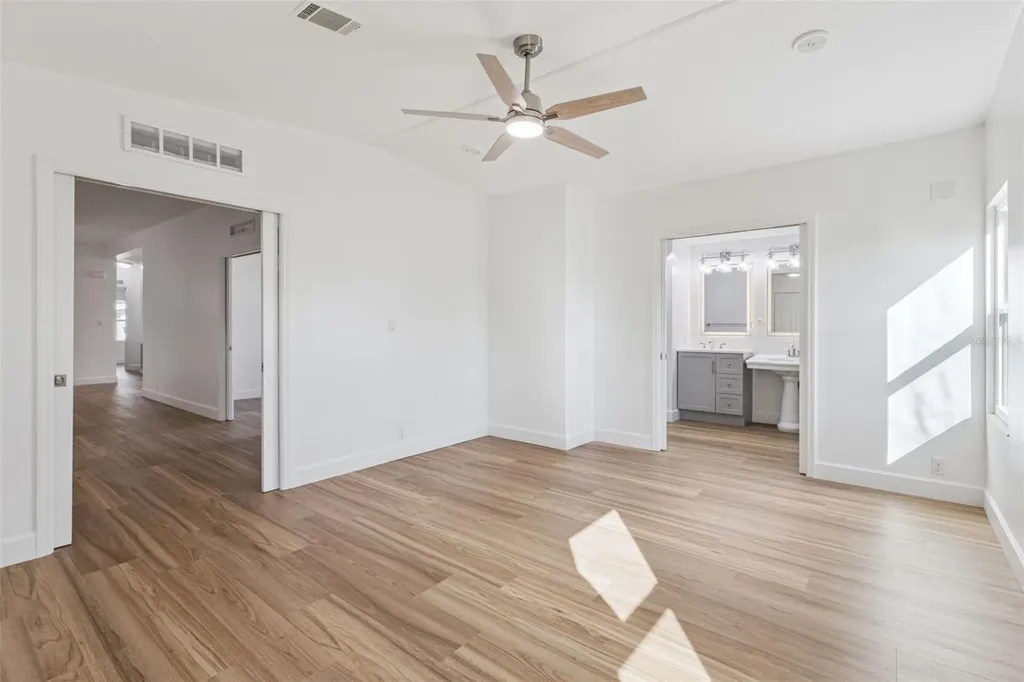 459 Peace Road Tavares FL 32778