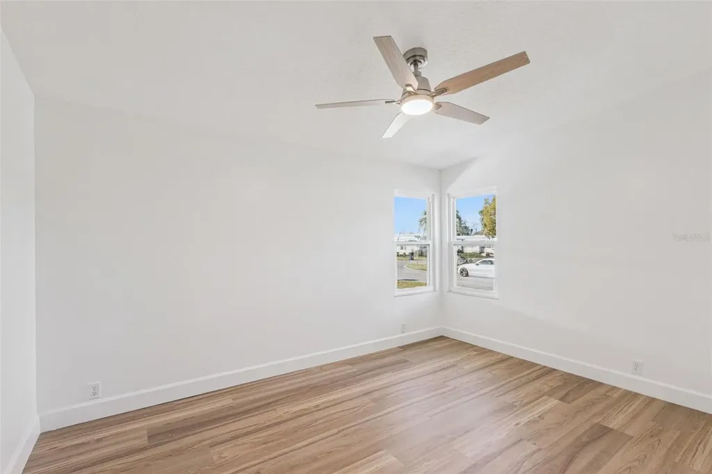 459 Peace Road Tavares FL 32778