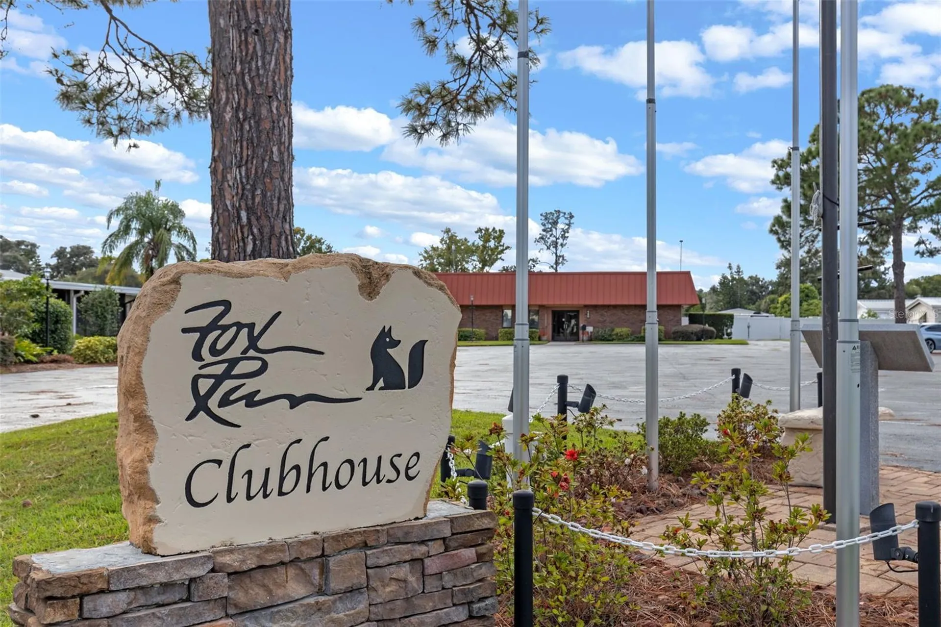 459 Peace Road Tavares FL 32778