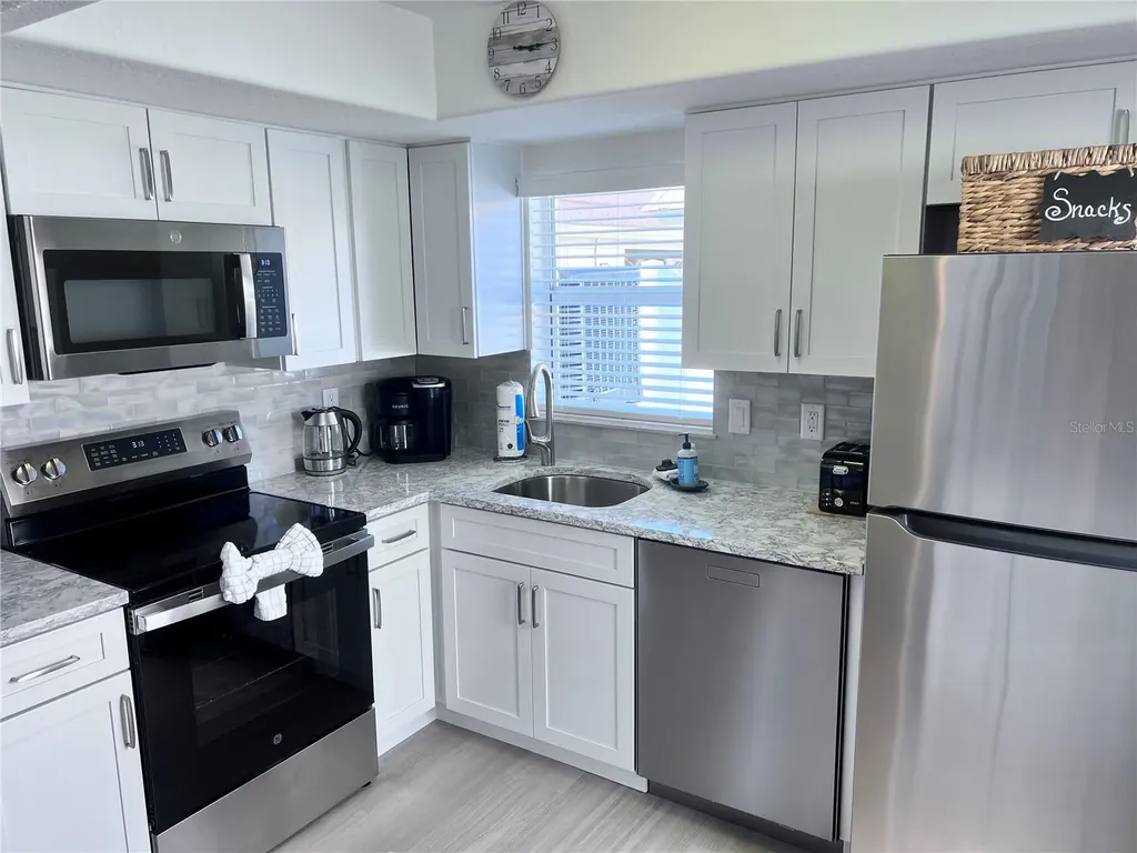 6154 Midnight Pass Road Sarasota FL 34242