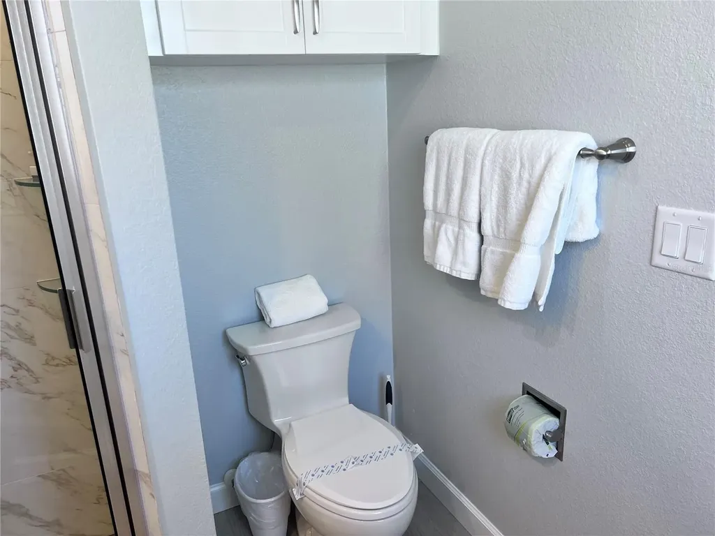 6154 Midnight Pass Road Sarasota FL 34242