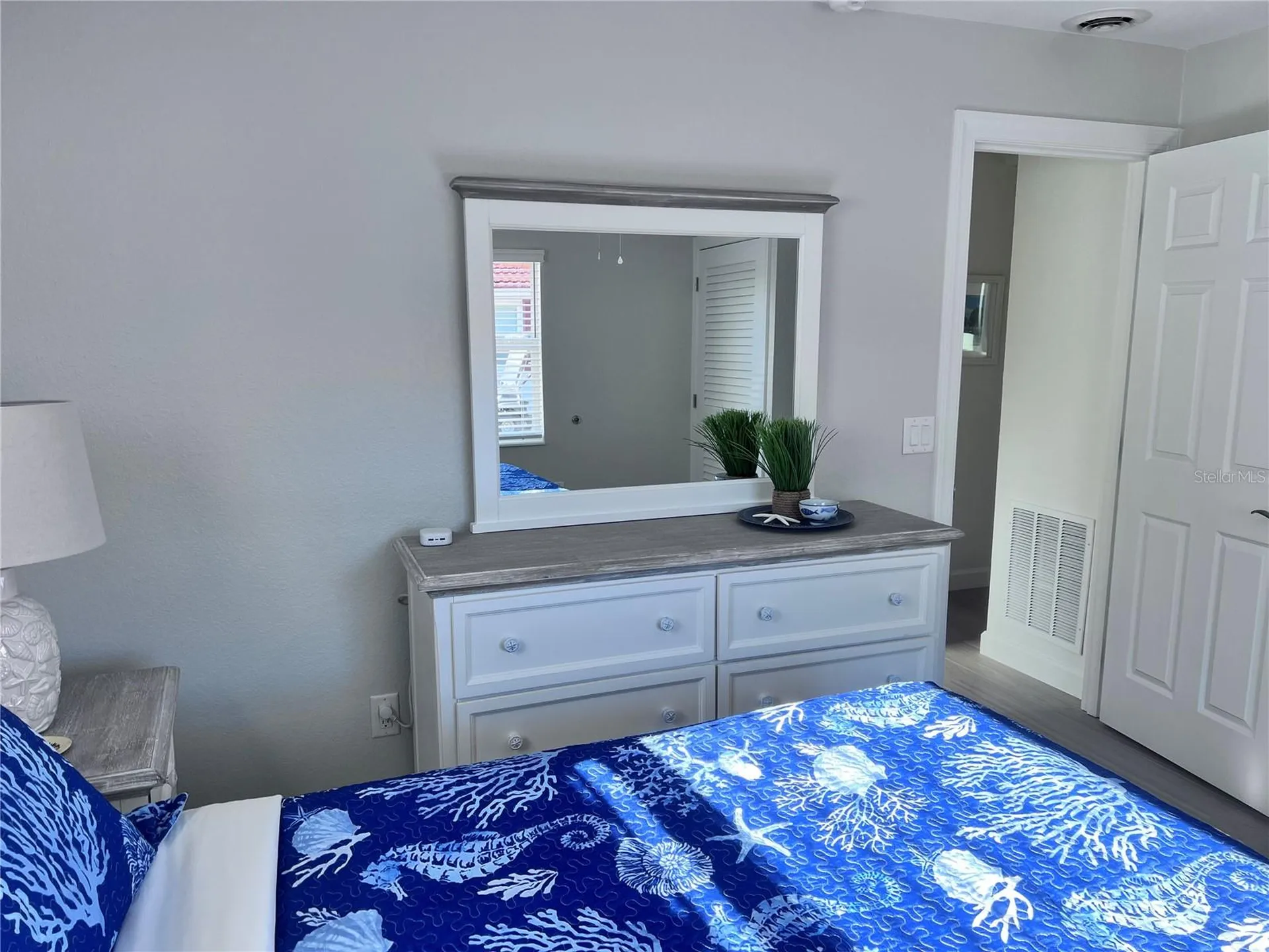 6154 Midnight Pass Road Sarasota FL 34242