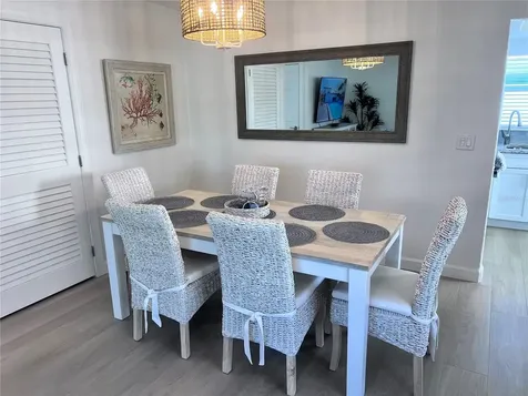 6154 Midnight Pass Road Sarasota FL 34242
