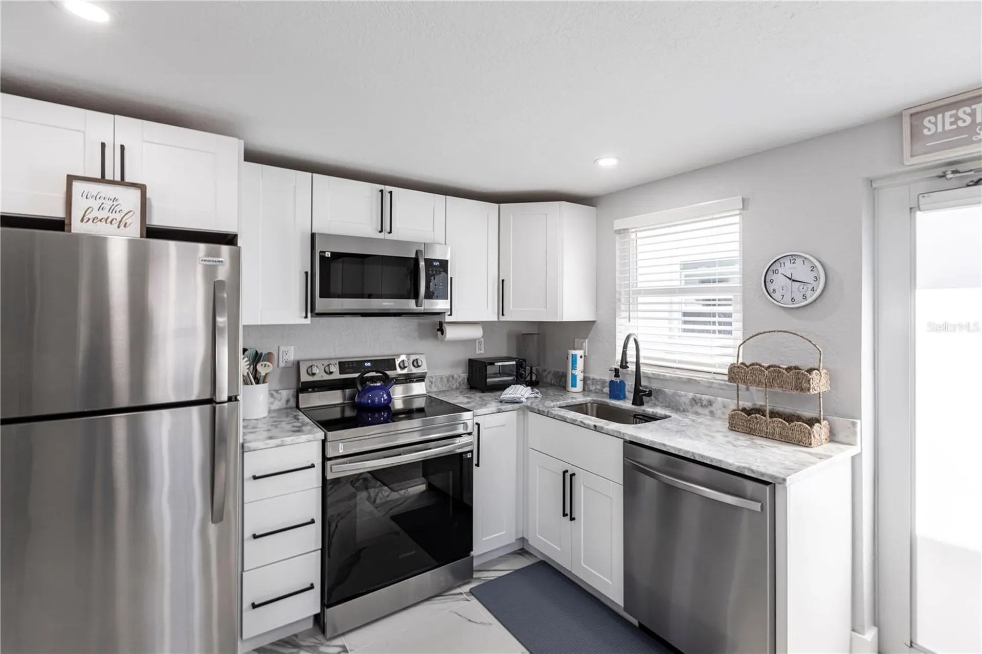 6154 Midnight Pass Road Sarasota FL 34242