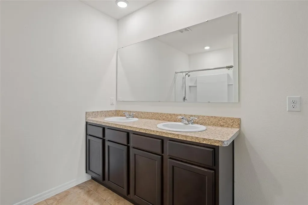2143 Kalin Way Tavares FL 32778