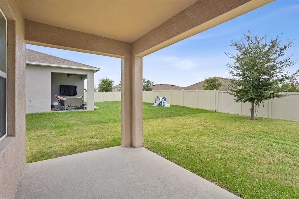 2143 Kalin Way Tavares FL 32778