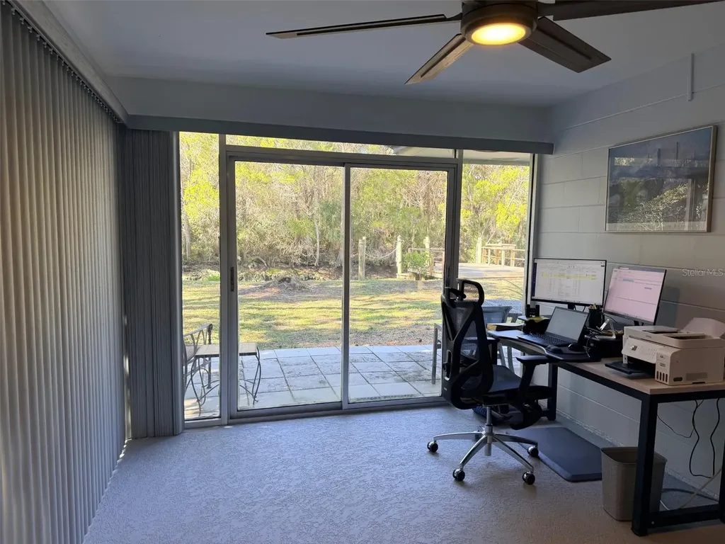 12 Palm Drive Yankeetown FL 34498