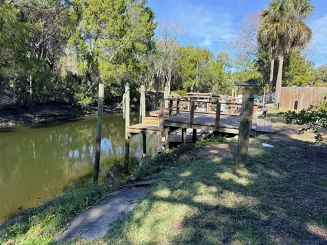 12 Palm Drive Yankeetown FL 34498