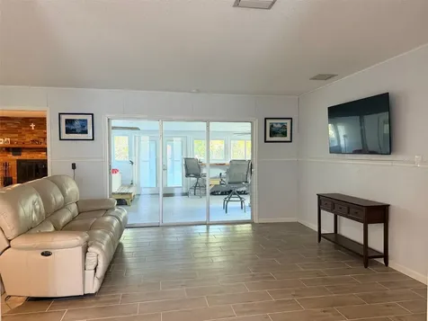 12 Palm Drive Yankeetown FL 34498