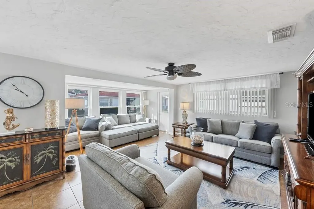 6154 Midnight Pass Road Sarasota FL 34242