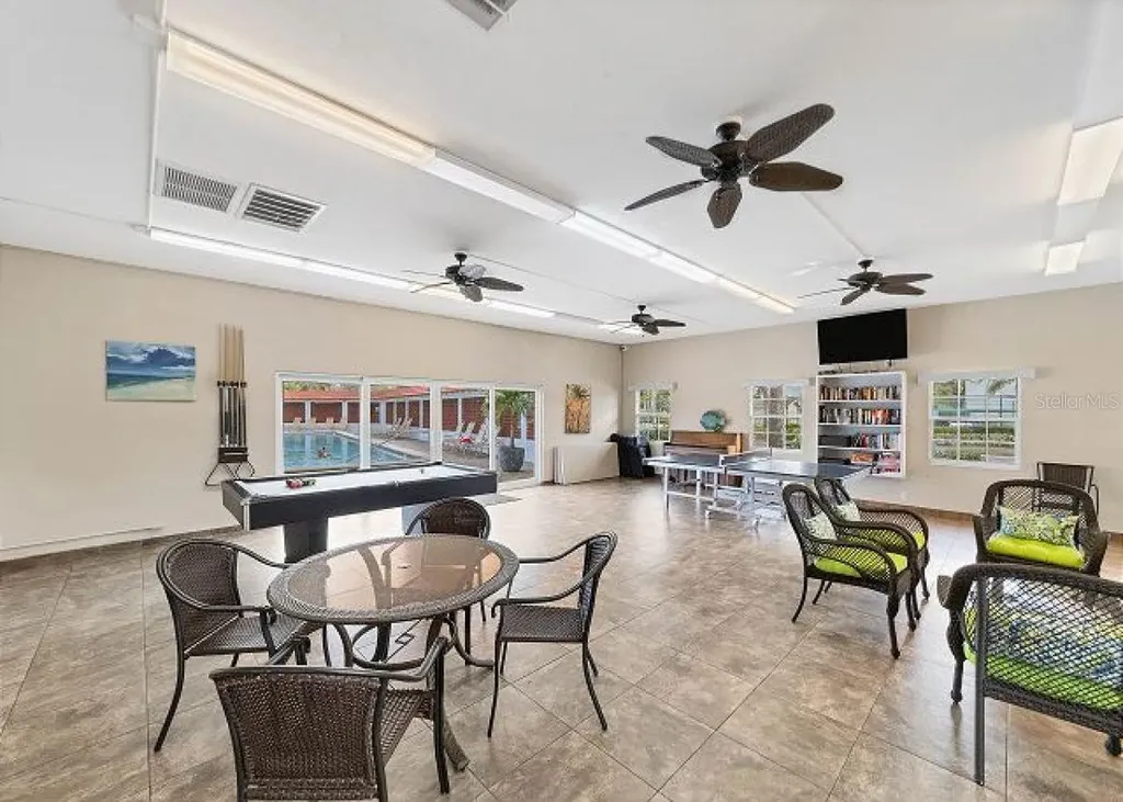 6154 Midnight Pass Road Sarasota FL 34242