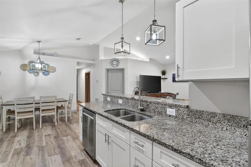 23167 NW 180th Place High Springs FL 32643