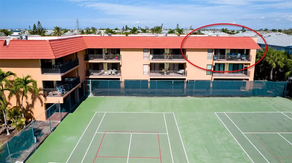 6005 Gulf Drive Holmes Beach FL 34217