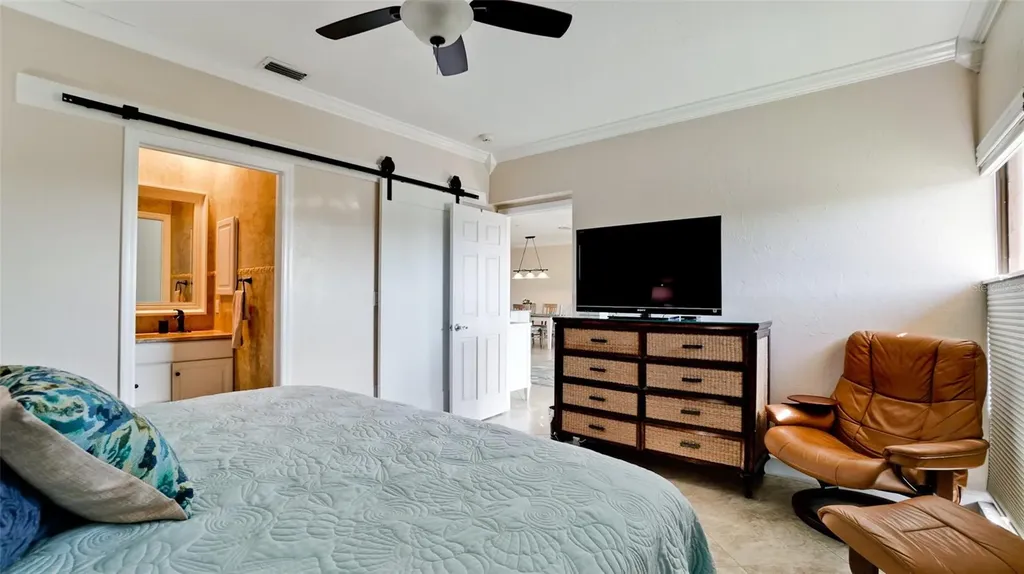 6005 Gulf Drive Holmes Beach FL 34217