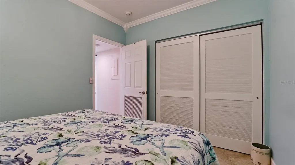 6005 Gulf Drive Holmes Beach FL 34217