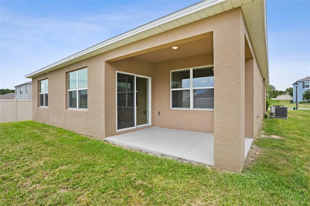2143 Kalin Way Tavares FL 32778