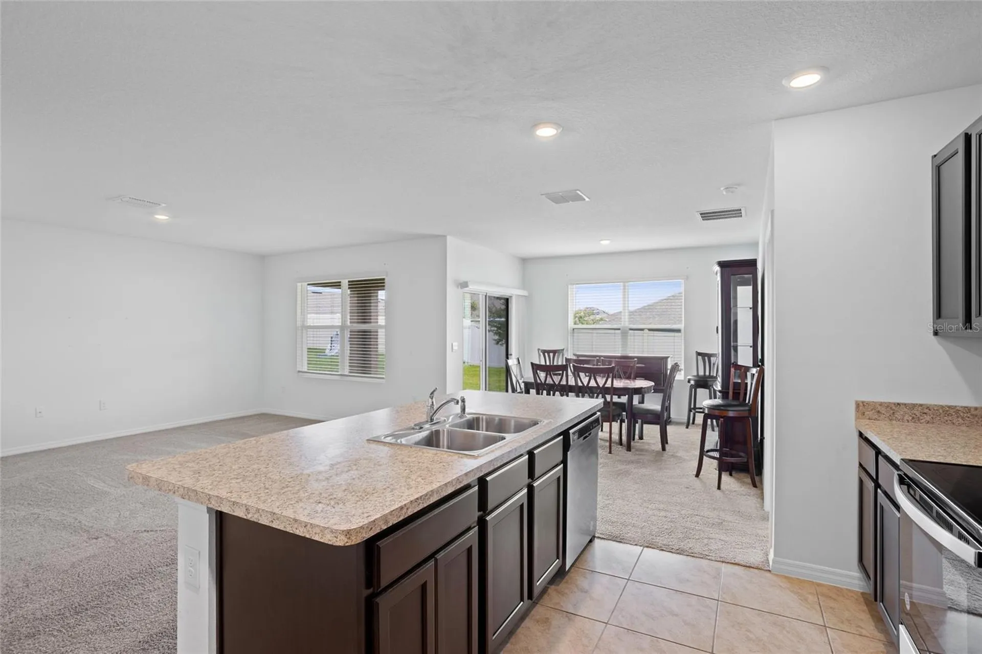 2143 Kalin Way Tavares FL 32778