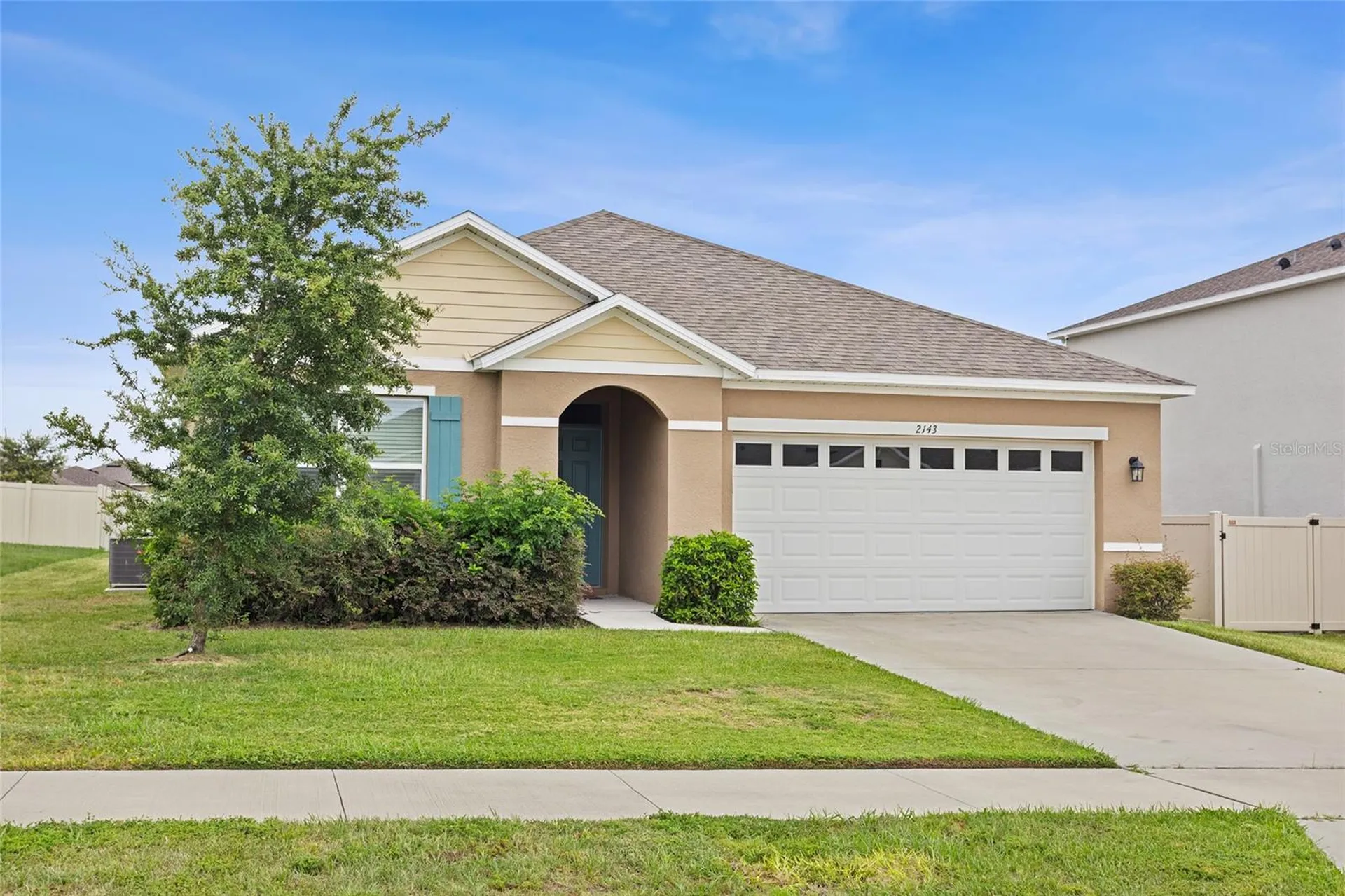 2143 Kalin Way Tavares FL 32778
