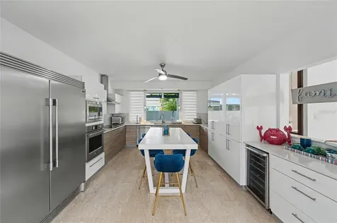2A Gigi Street, Urb.santa Maria San Juan PR 00927