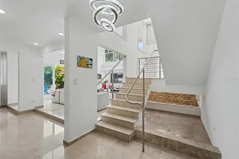 2A Gigi Street, Urb.santa Maria San Juan PR 00927