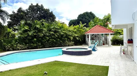 2A Gigi Street, Urb.santa Maria San Juan PR 00927