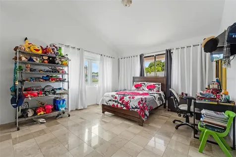 2A Gigi Street, Urb.santa Maria San Juan PR 00927