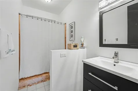 2A Gigi Street, Urb.santa Maria San Juan PR 00927