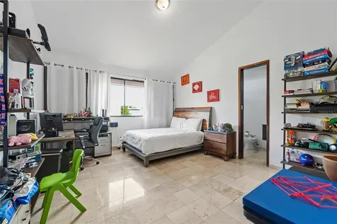 2A Gigi Street, Urb.santa Maria San Juan PR 00927