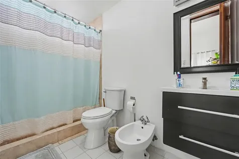2A Gigi Street, Urb.santa Maria San Juan PR 00927