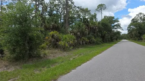 1064 Border Street Port Charlotte FL 33953