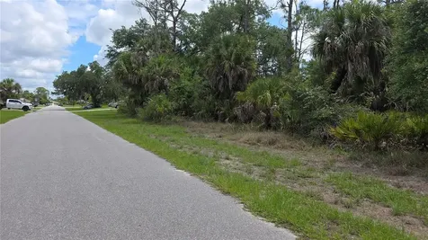 1064 Border Street Port Charlotte FL 33953