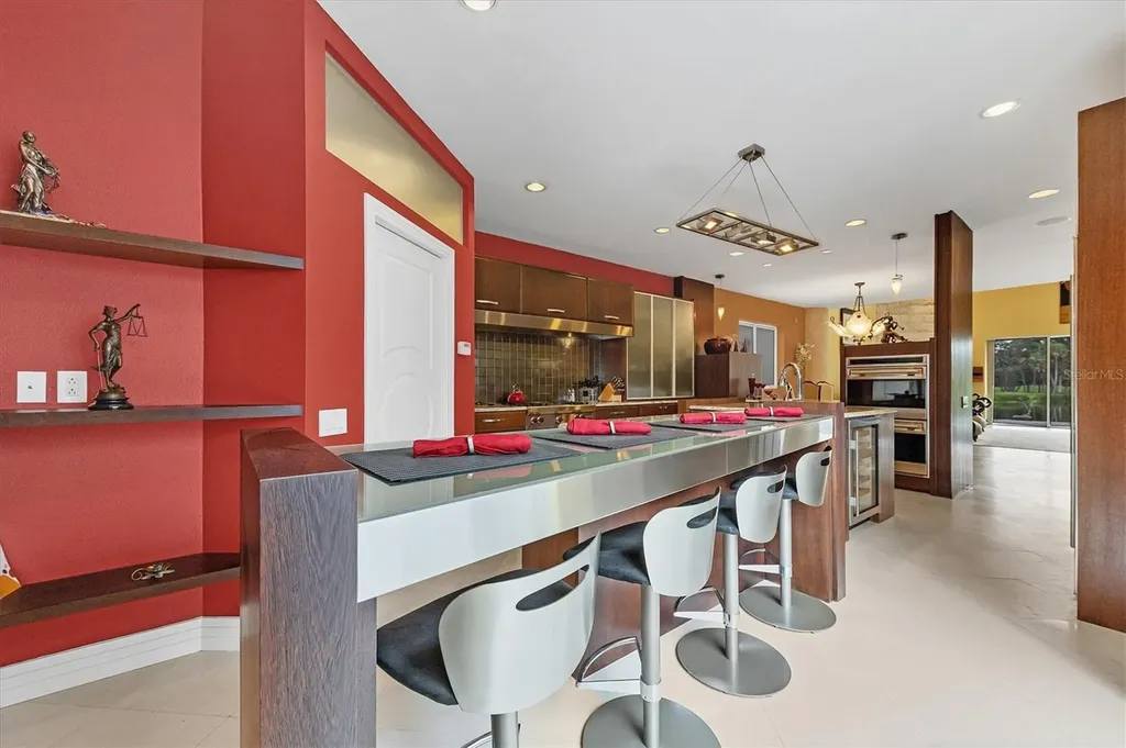 7716 Club Lane Sarasota FL 34238