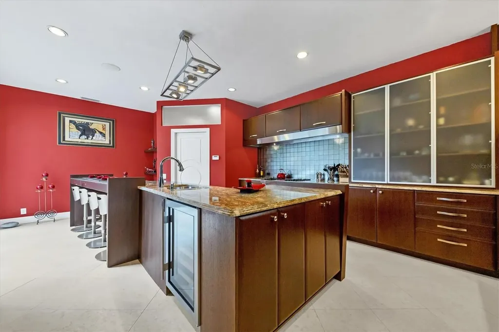 7716 Club Lane Sarasota FL 34238