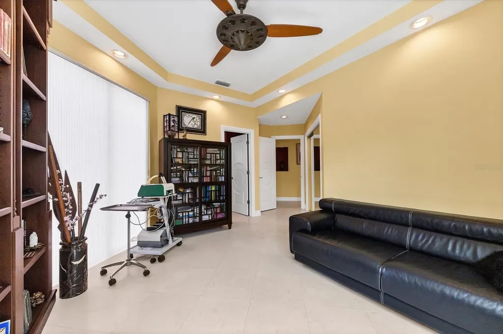 7716 Club Lane Sarasota FL 34238
