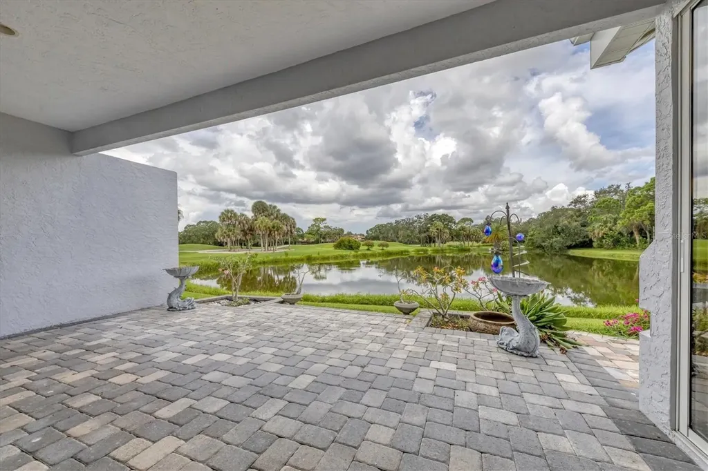 7716 Club Lane Sarasota FL 34238