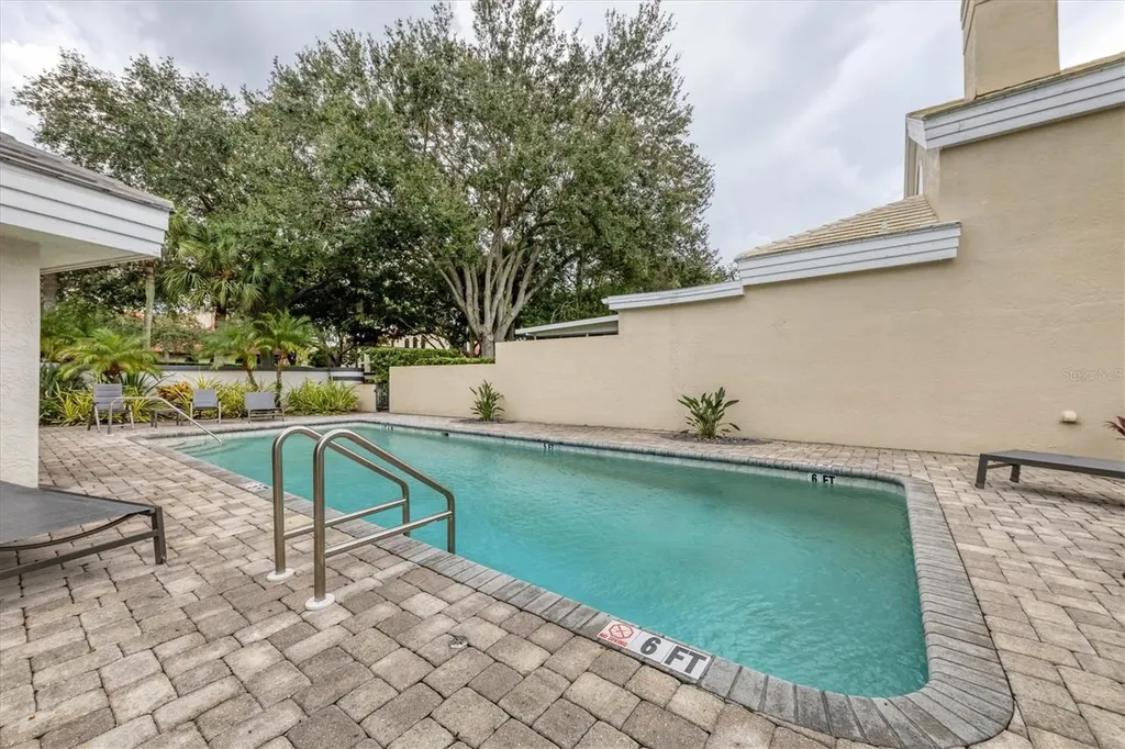 7716 Club Lane Sarasota FL 34238