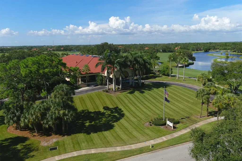 7716 Club Lane Sarasota FL 34238