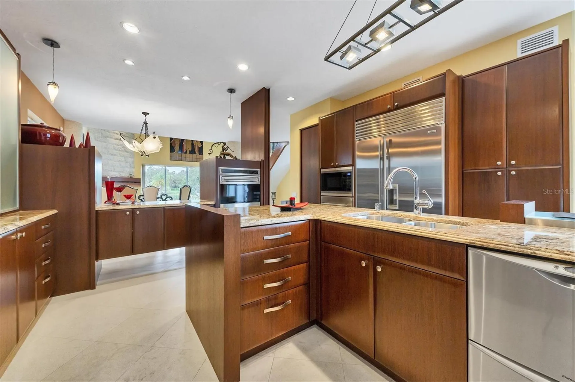 7716 Club Lane Sarasota FL 34238