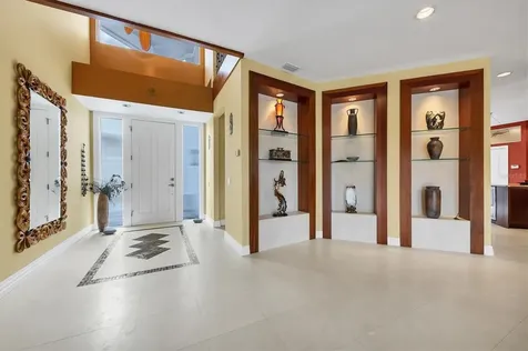 7716 Club Lane Sarasota FL 34238