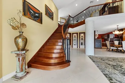 7716 Club Lane Sarasota FL 34238