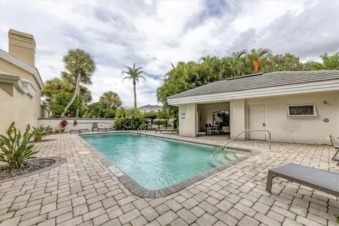 7716 Club Lane Sarasota FL 34238
