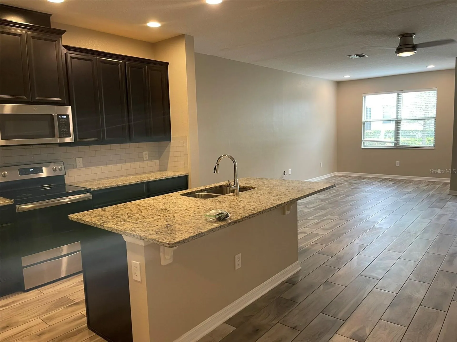 12072 White Wave Point Orlando FL 32828