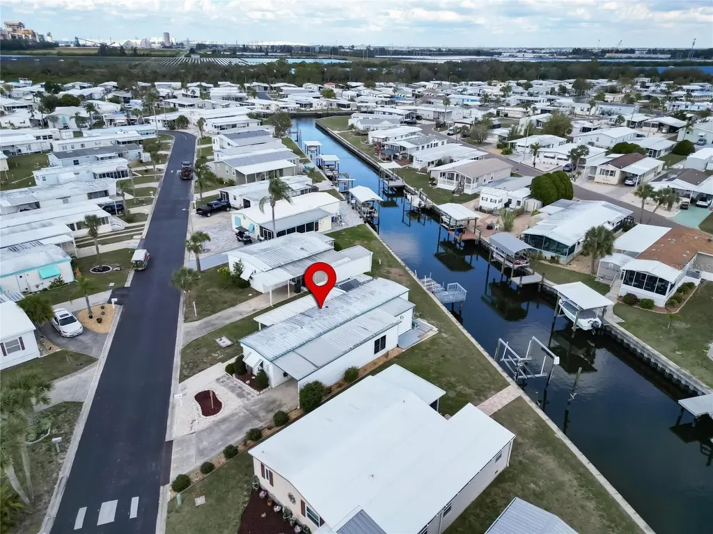 107 E Saint Johns Way Apollo Beach FL 33572