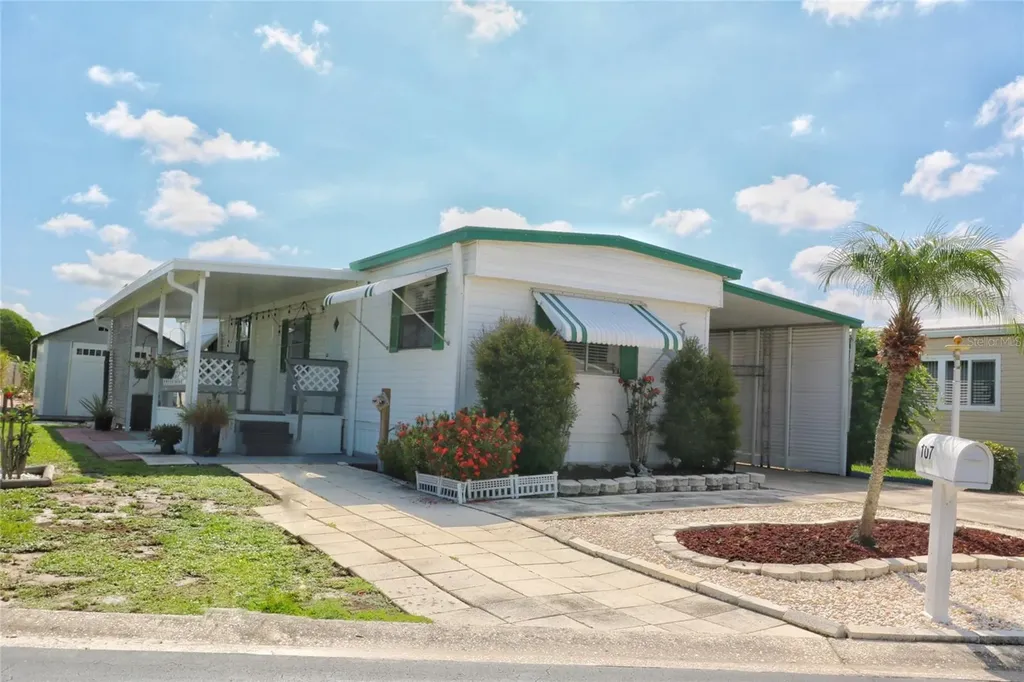 107 E Saint Johns Way Apollo Beach FL 33572