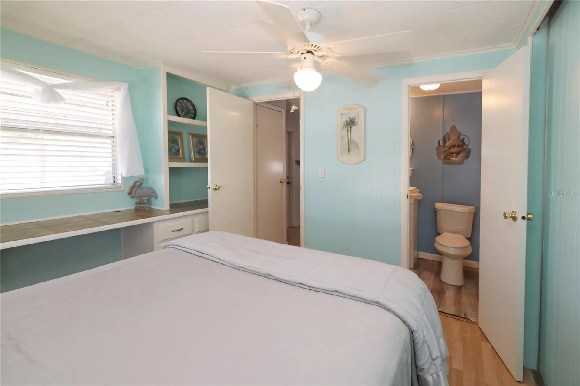107 E Saint Johns Way Apollo Beach FL 33572