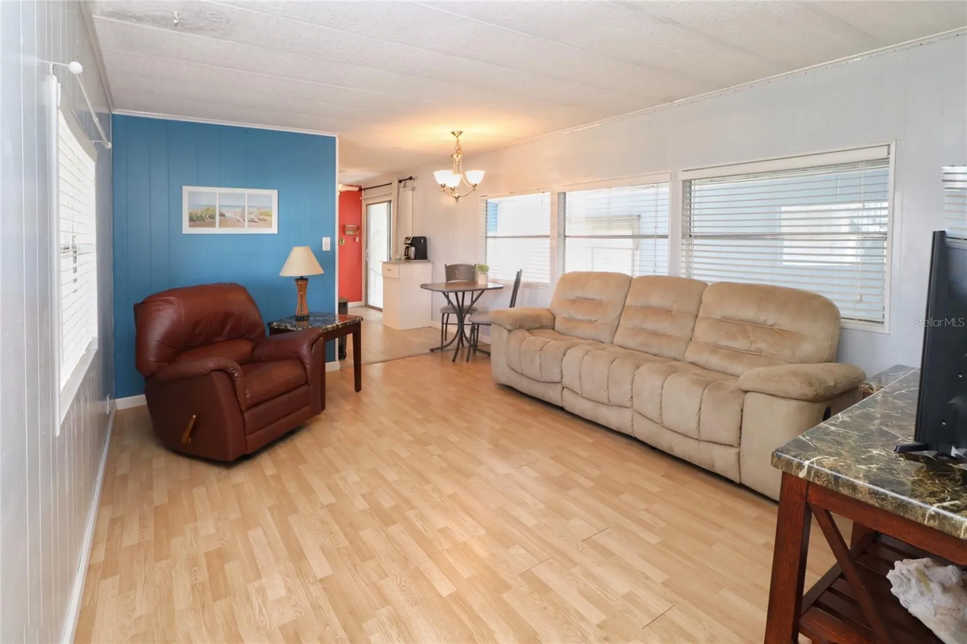 107 E Saint Johns Way Apollo Beach FL 33572